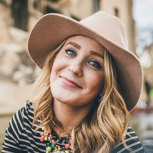 Meet your Posher, Allison
